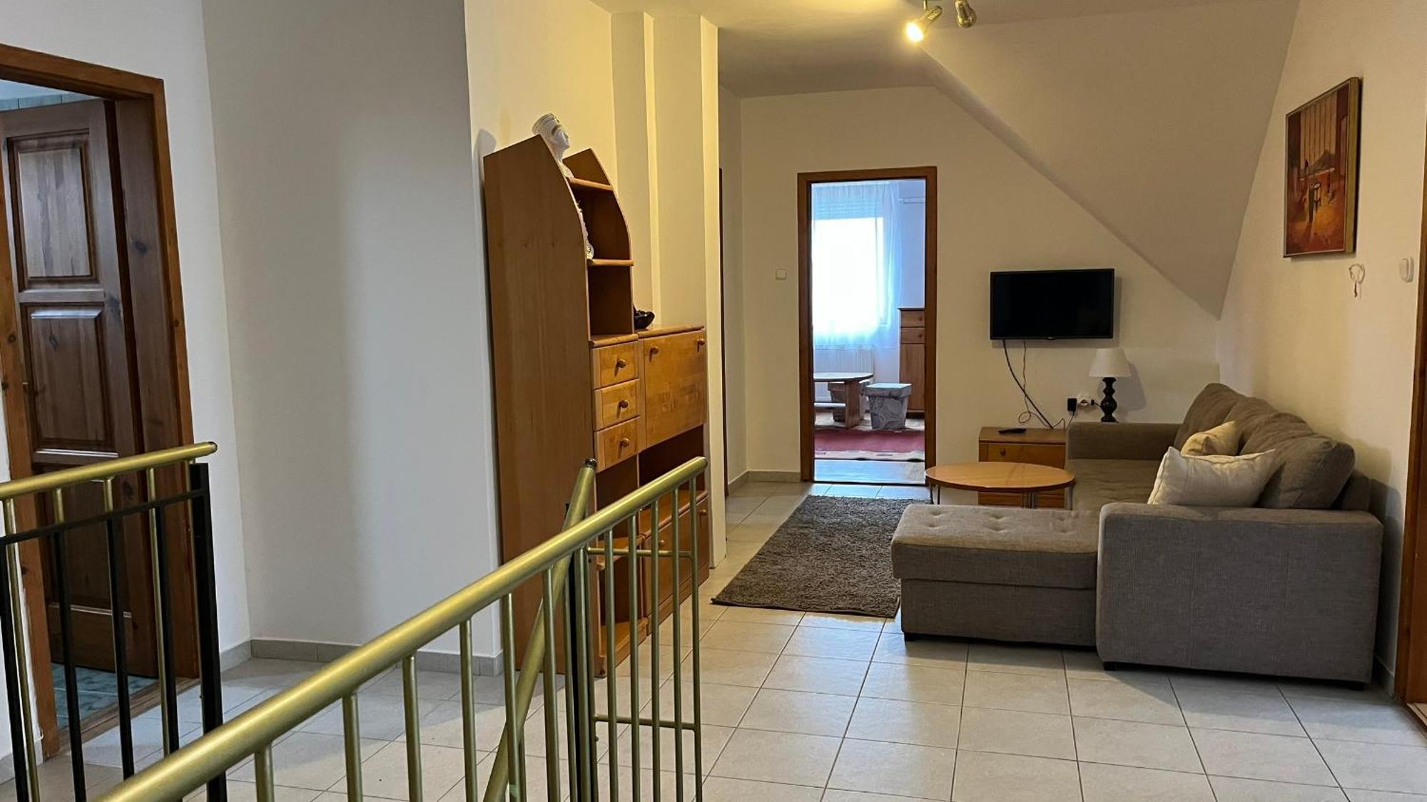 Boezsi Apartman Sárvár Exterior foto